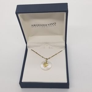 NIB Argento Vivo mother of pearl star vermeil necklace